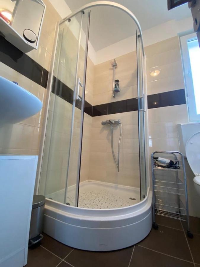 Apartman Erika 닌 외부 사진