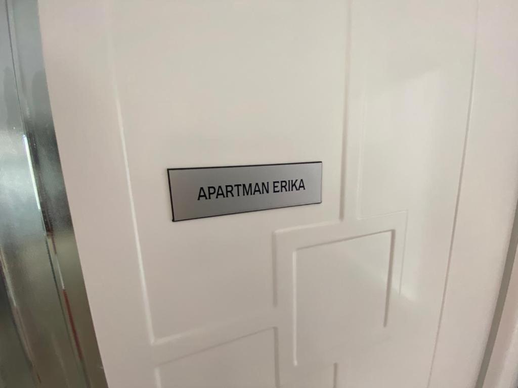 Apartman Erika 닌 외부 사진